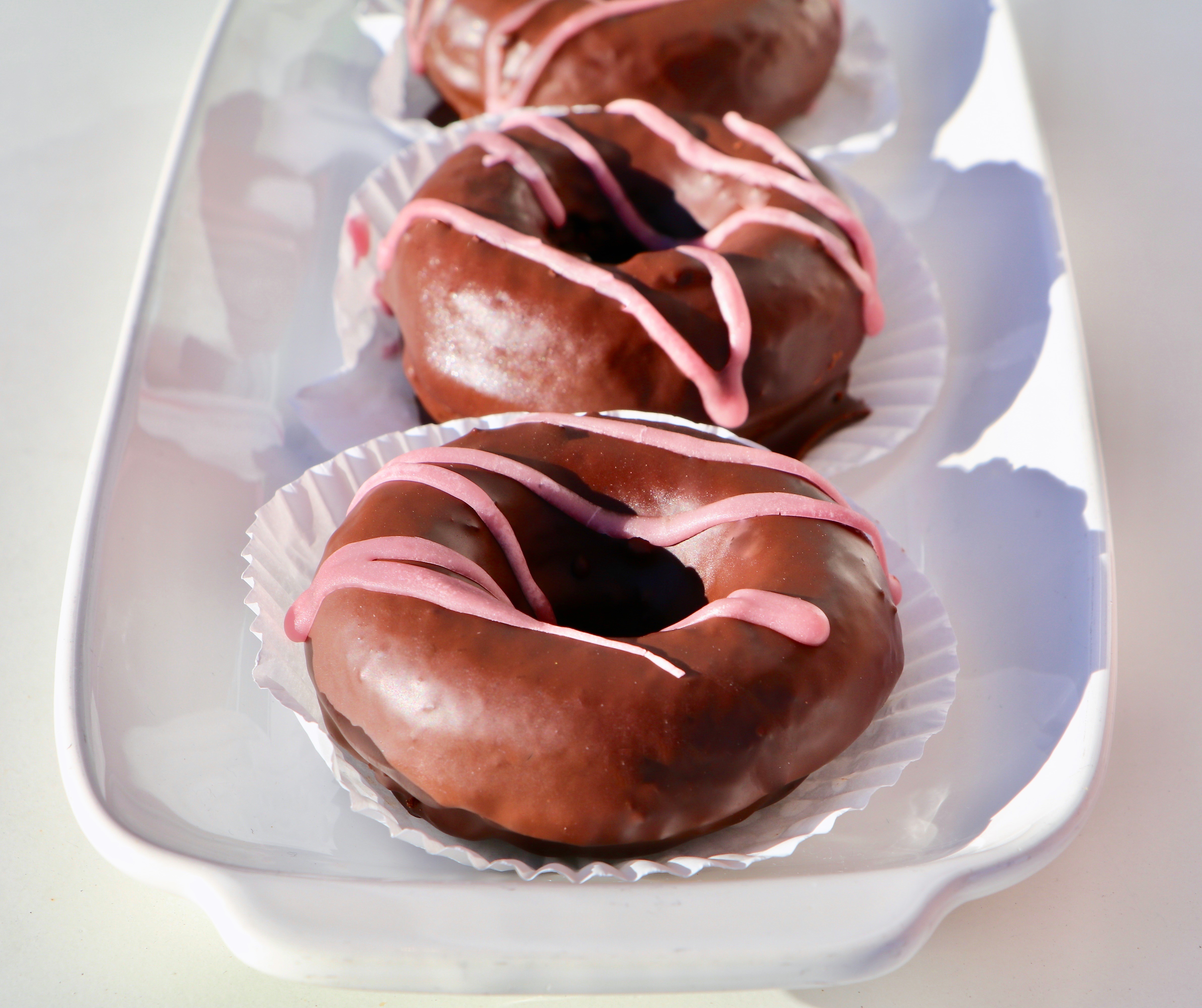 Order Izzi B's Chocolate Donut food online from Greenology store, New Canaan on bringmethat.com