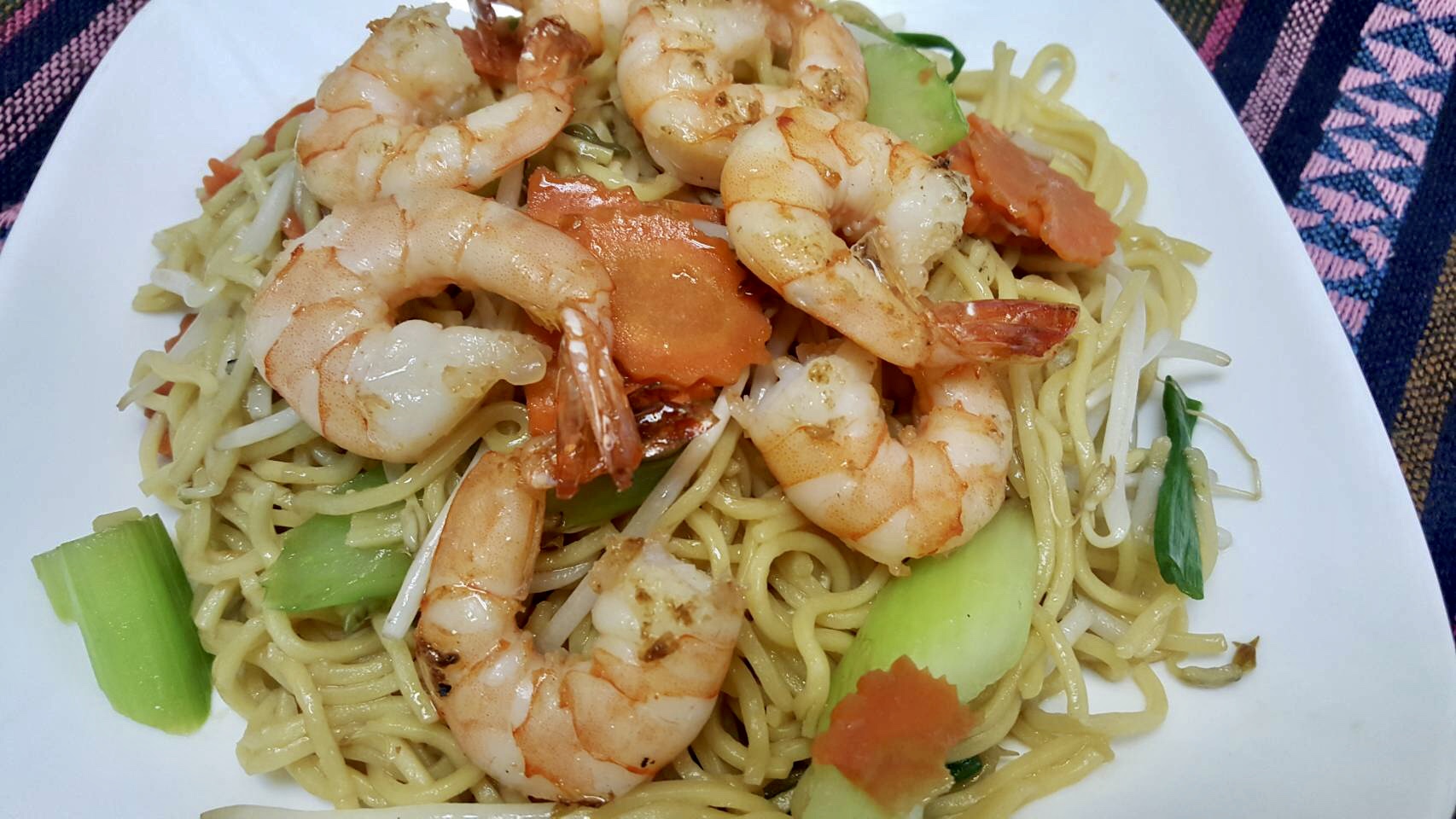 Order 27. Chow Mein food online from Thai Rama store, Glendale on bringmethat.com