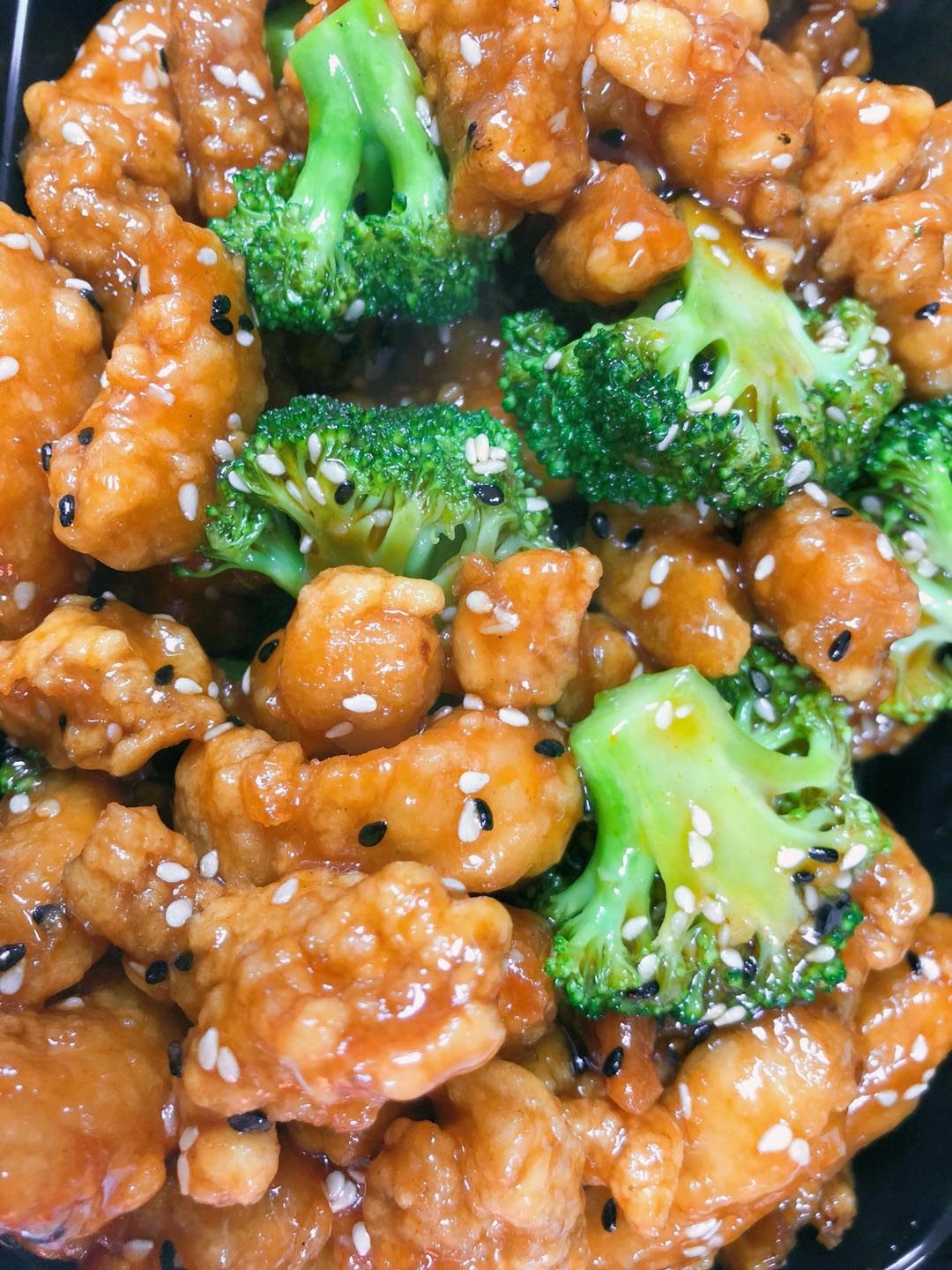 Order Large Sesame Chicken food online from Kong's Kitchen store, Atlanta on bringmethat.com
