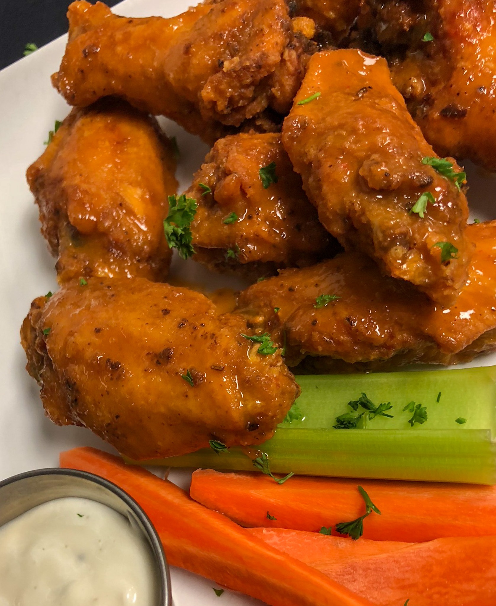 Order Loop Chicken Wings (15 count) food online from Emerald Loop Bar & Grill store, Chicago on bringmethat.com