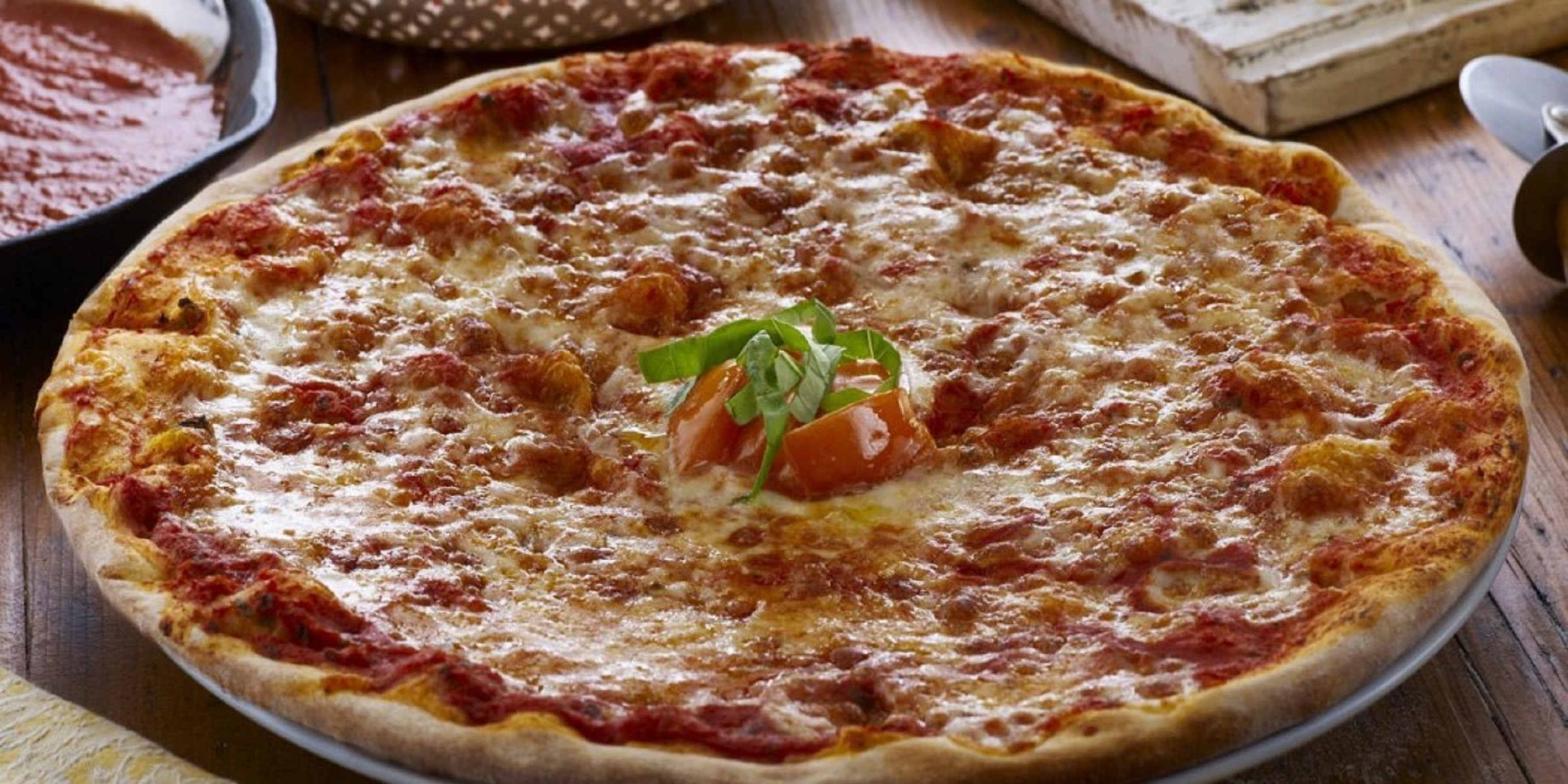 Order Margherita Pizza food online from Big Apple Pizza store, Port Saint Lucie on bringmethat.com