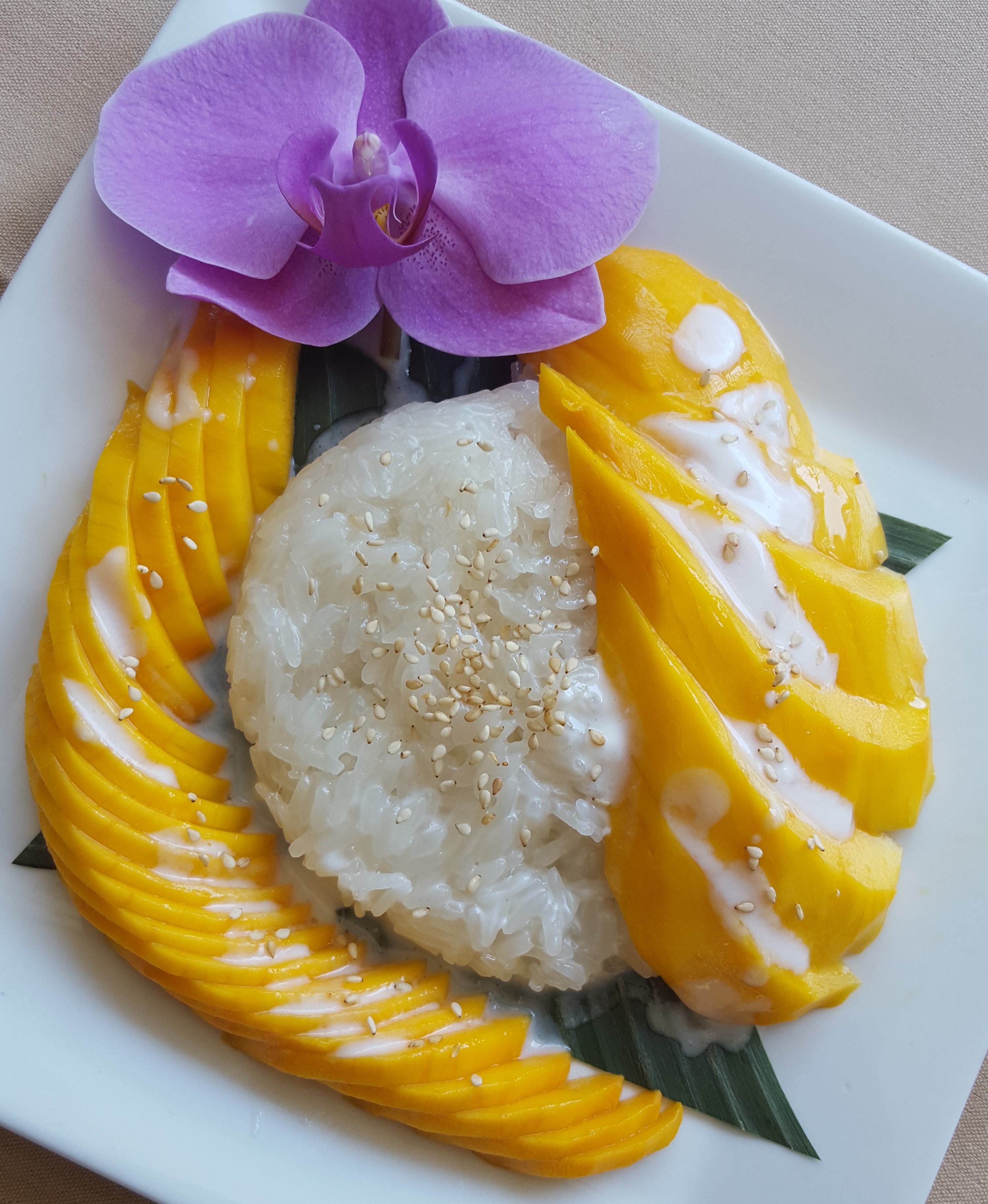 Order Mango Sticky Rice food online from Circles Thai Collingswood store, Collingswood on bringmethat.com