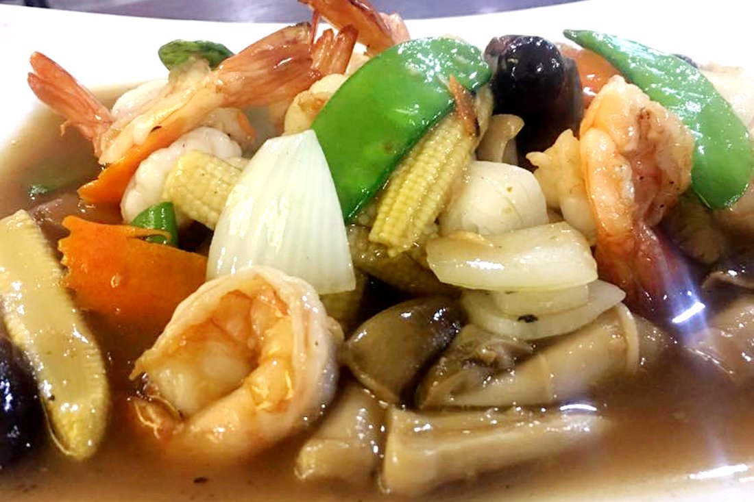 Order Shrimp with Straw Mushroom food online from Ocha Thai Cuisine store, Las Vegas on bringmethat.com