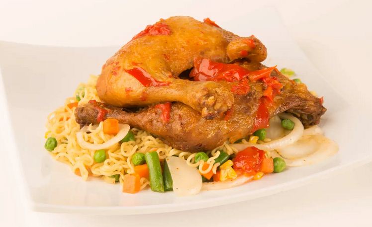 Order 2. Indomie Noodles & Chicken Platter food online from 3teeshawarma store, Houston on bringmethat.com