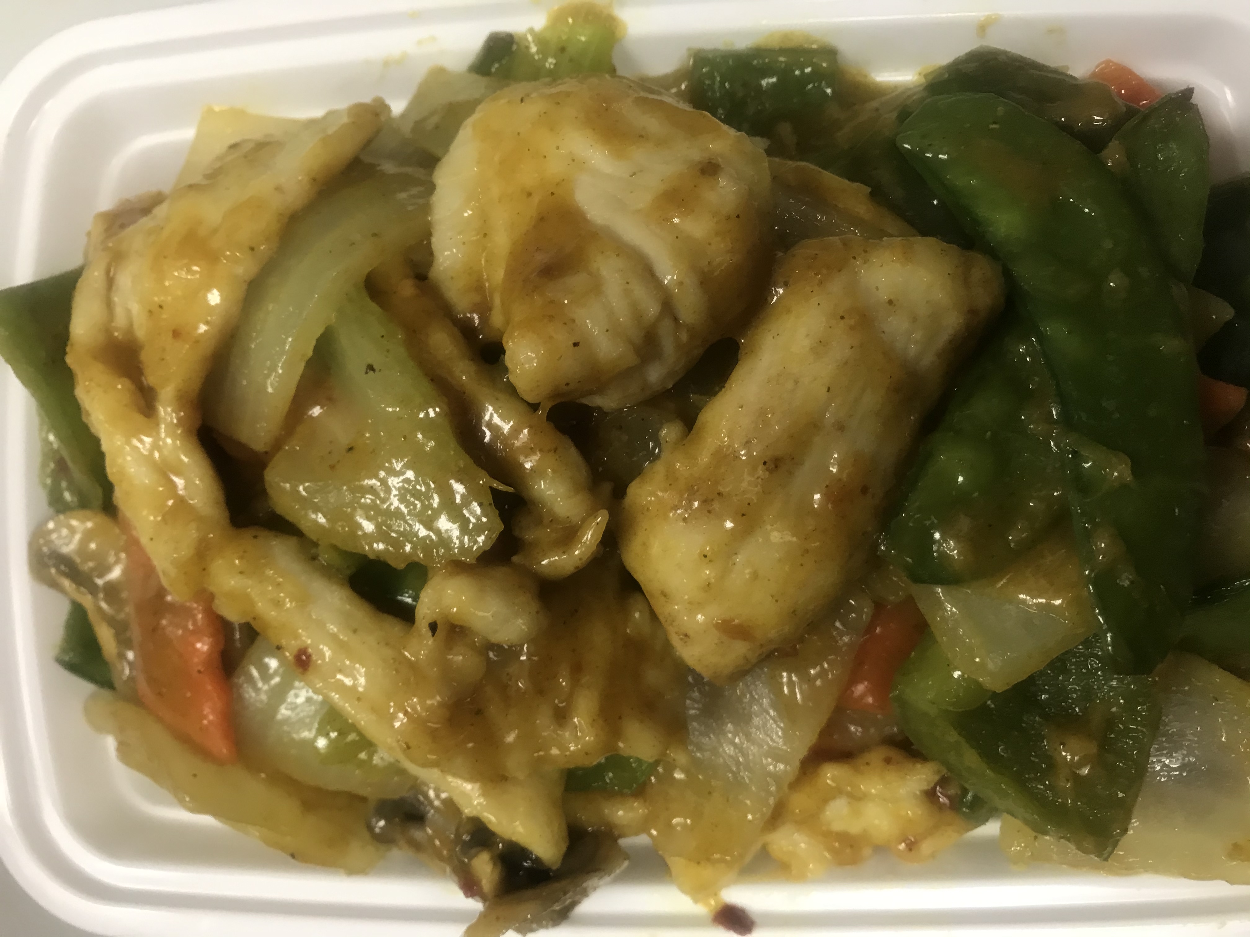 Order 68. Curry Chicken food online from Jing Jing Asian Restaurant store, Newport News on bringmethat.com