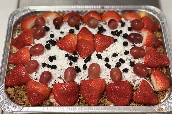 Order Strawberries with Cream  Party Tray (Fresas con Crema) food online from La Bamba Bionicos store, Lynwood on bringmethat.com