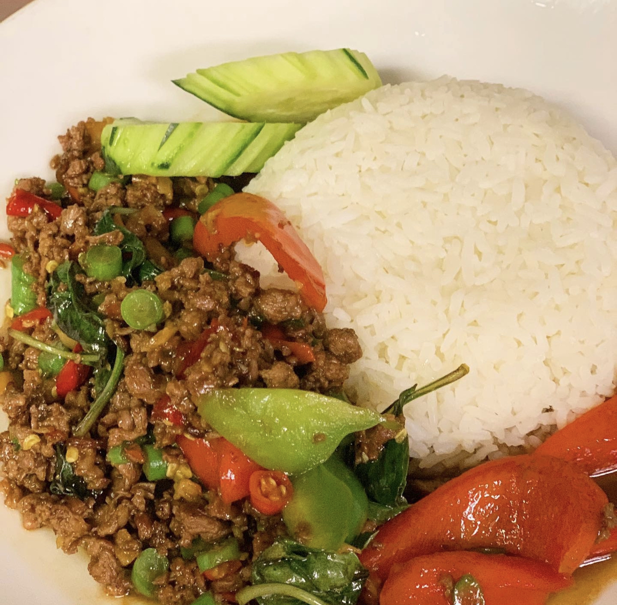 Order Siamese Ka Prow Lunch food online from Haad Thai store, Washington on bringmethat.com