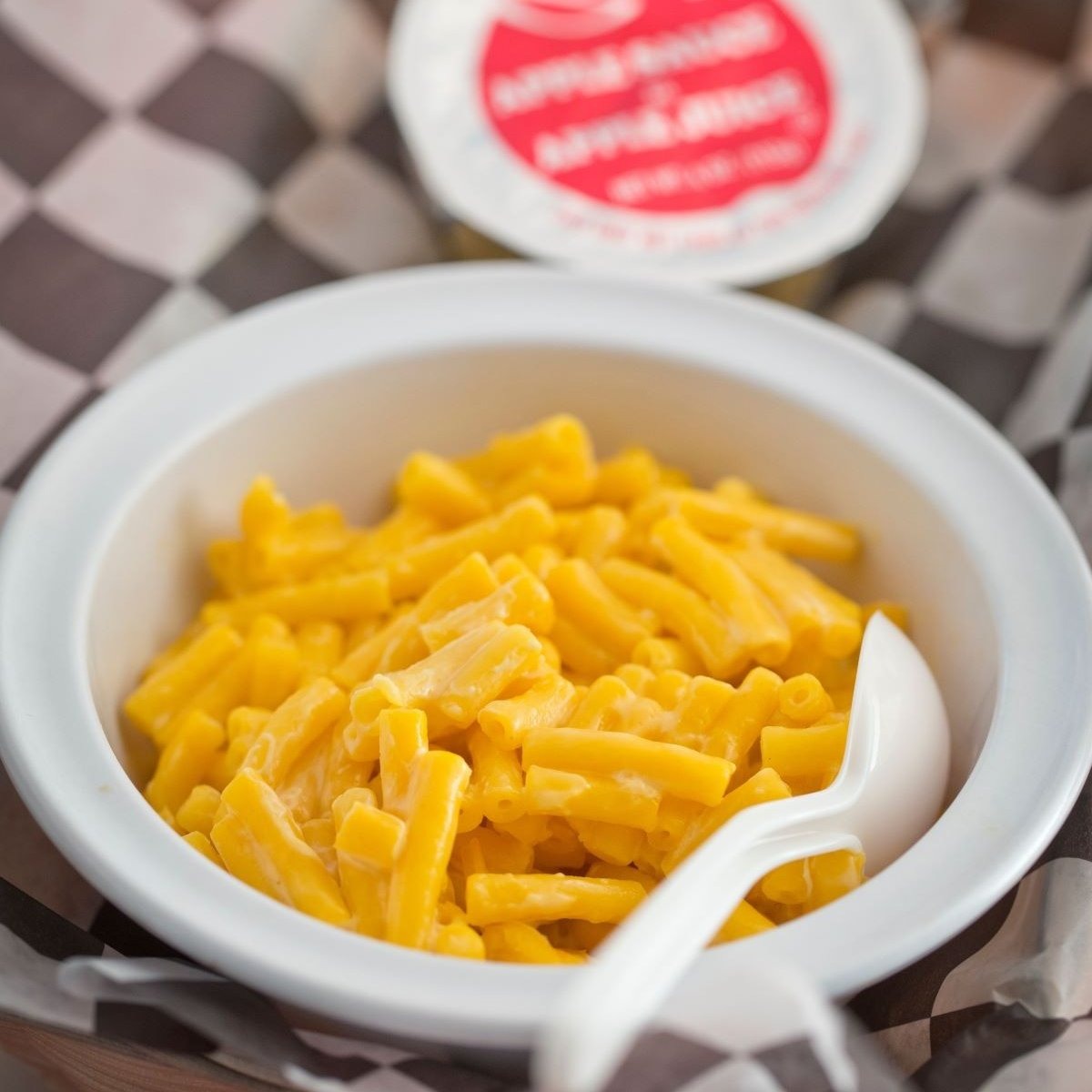Order Kid's Mac N' Cheese food online from Huey's Collierville store, Collierville on bringmethat.com
