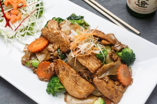Order Vegan Dirty Noodles food online from SukhoThai on Royal St. store, New Orleans on bringmethat.com