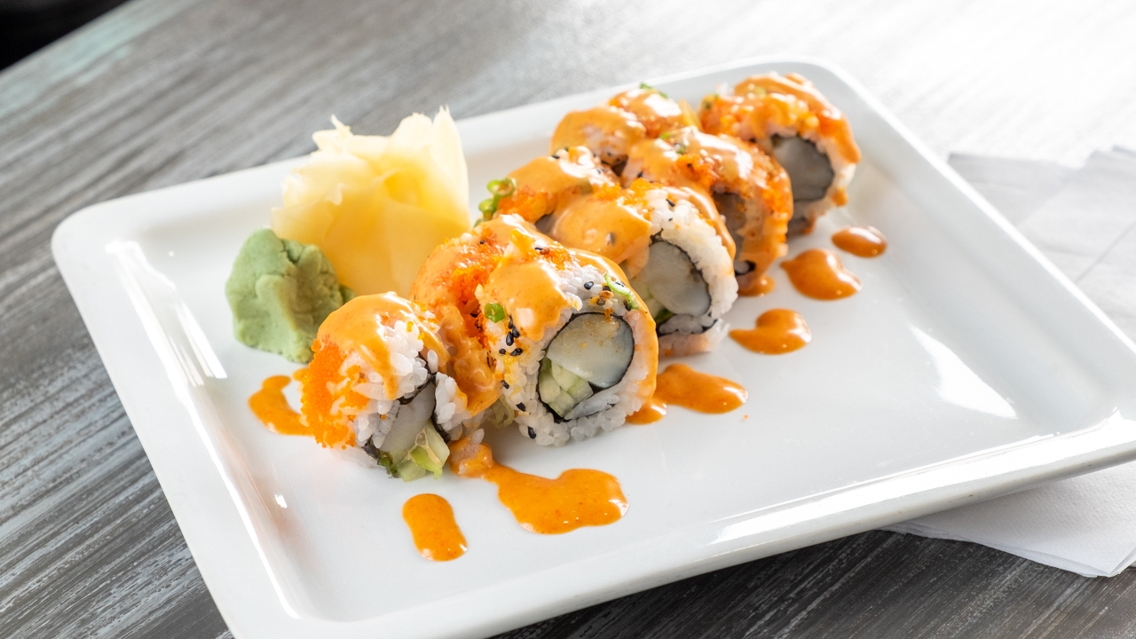 Order Spicy Scallop Roll food online from Naked Grill Sushi store, Baltimore on bringmethat.com