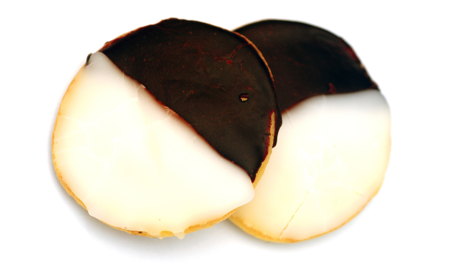 Order Black and White Cookie food online from Ny Jumbo Bagels store, New York on bringmethat.com
