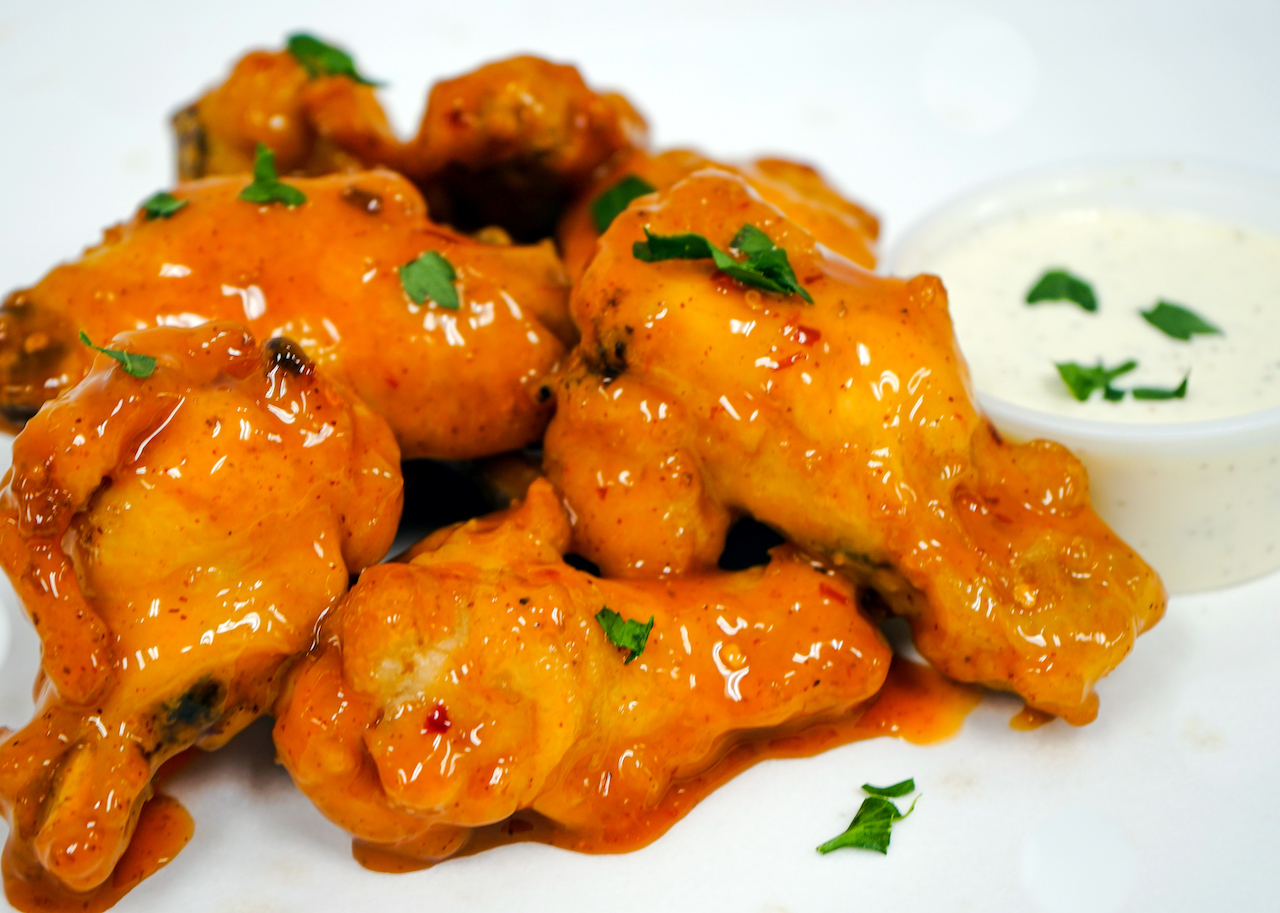 Order Wings food online from Chanello's Pizza store, Hampton on bringmethat.com