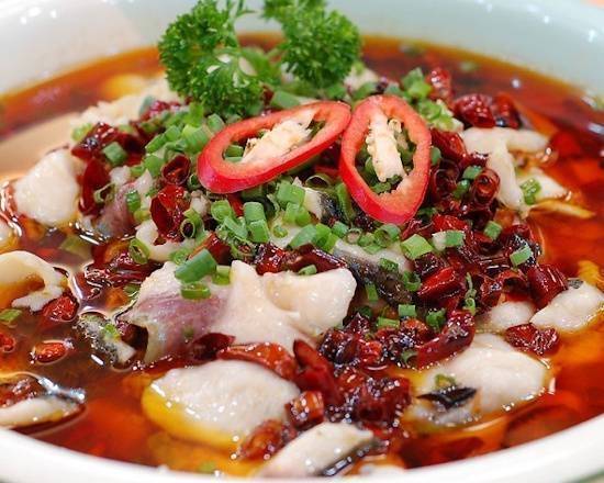 Order SS16.沸腾鱼片Fish Fillet w. Spicy Chili Oil food online from Taste of North China store, Jersey City on bringmethat.com