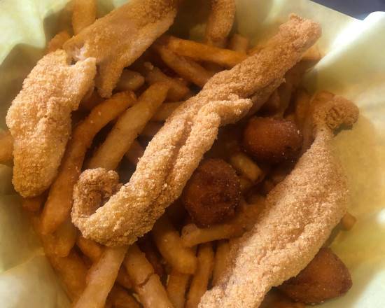Order Fish (3 pcs) food online from Wings Over Seagoville store, Seagoville on bringmethat.com