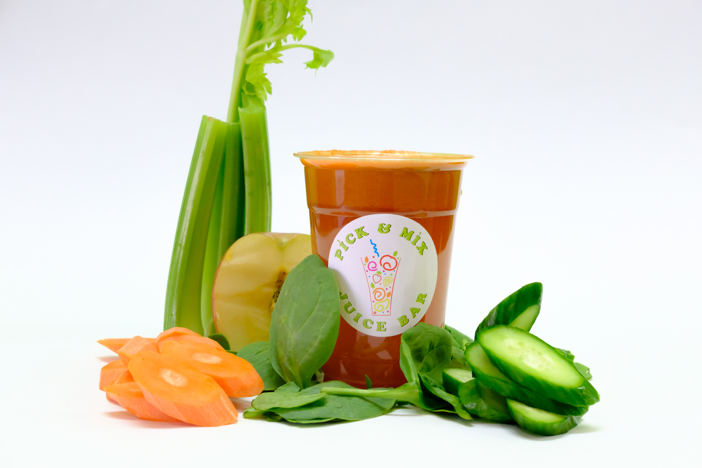 Order H5. Cucumber, Celery, Apple, Carrot and Spinach Juice food online from Pick & Mix Juice Bar store, Burbank on bringmethat.com