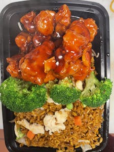 Order C. Orange Chicken food online from Asian Taste store, Baltimore on bringmethat.com