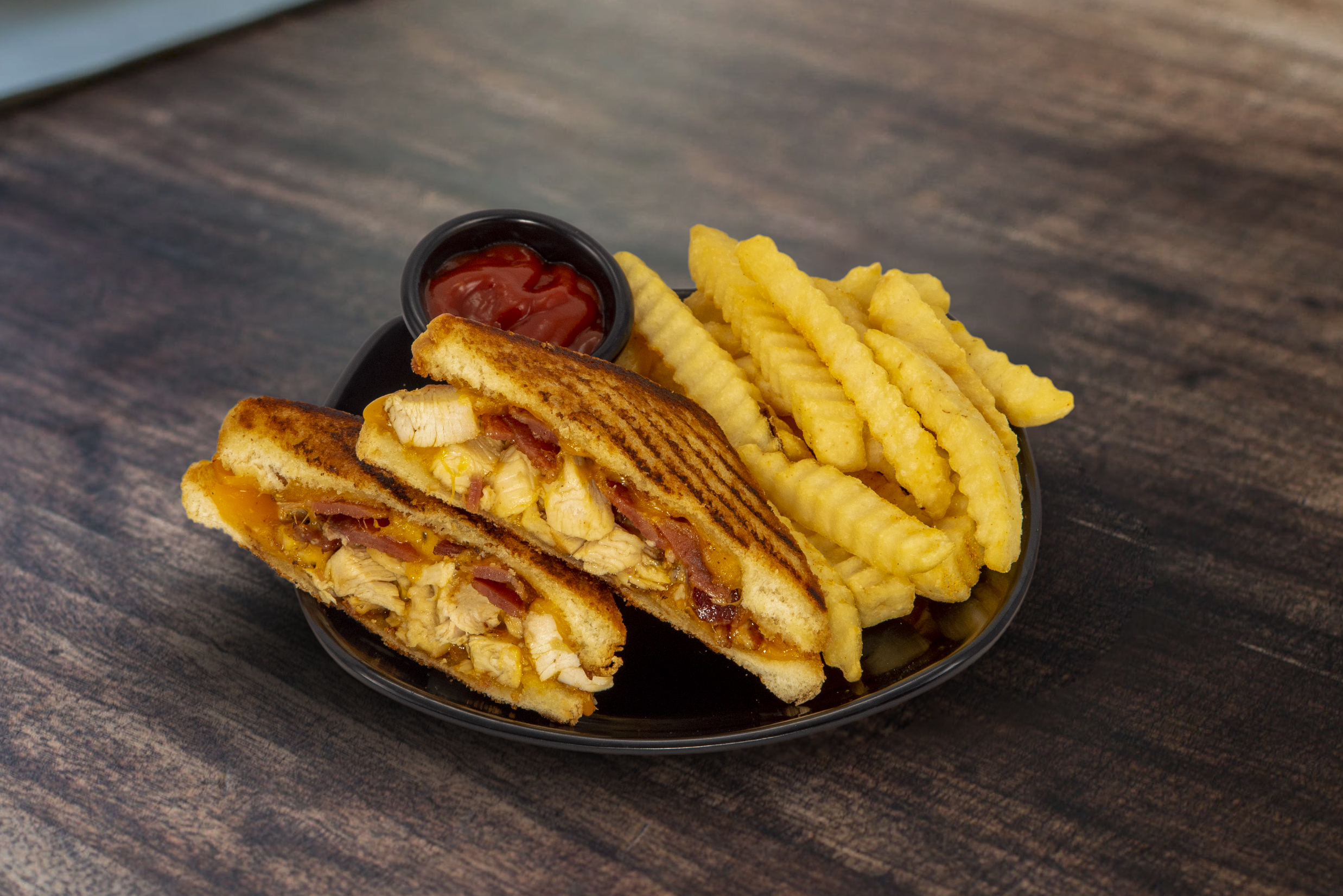 Order Grandma's Grilled Cheese food online from Headshots Bar & Grill store, Wichita on bringmethat.com