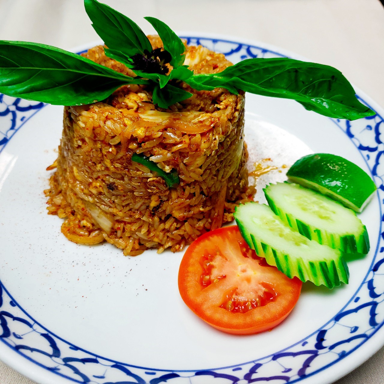 Order Basil Fried Rice food online from Thai Villa store, New York on bringmethat.com