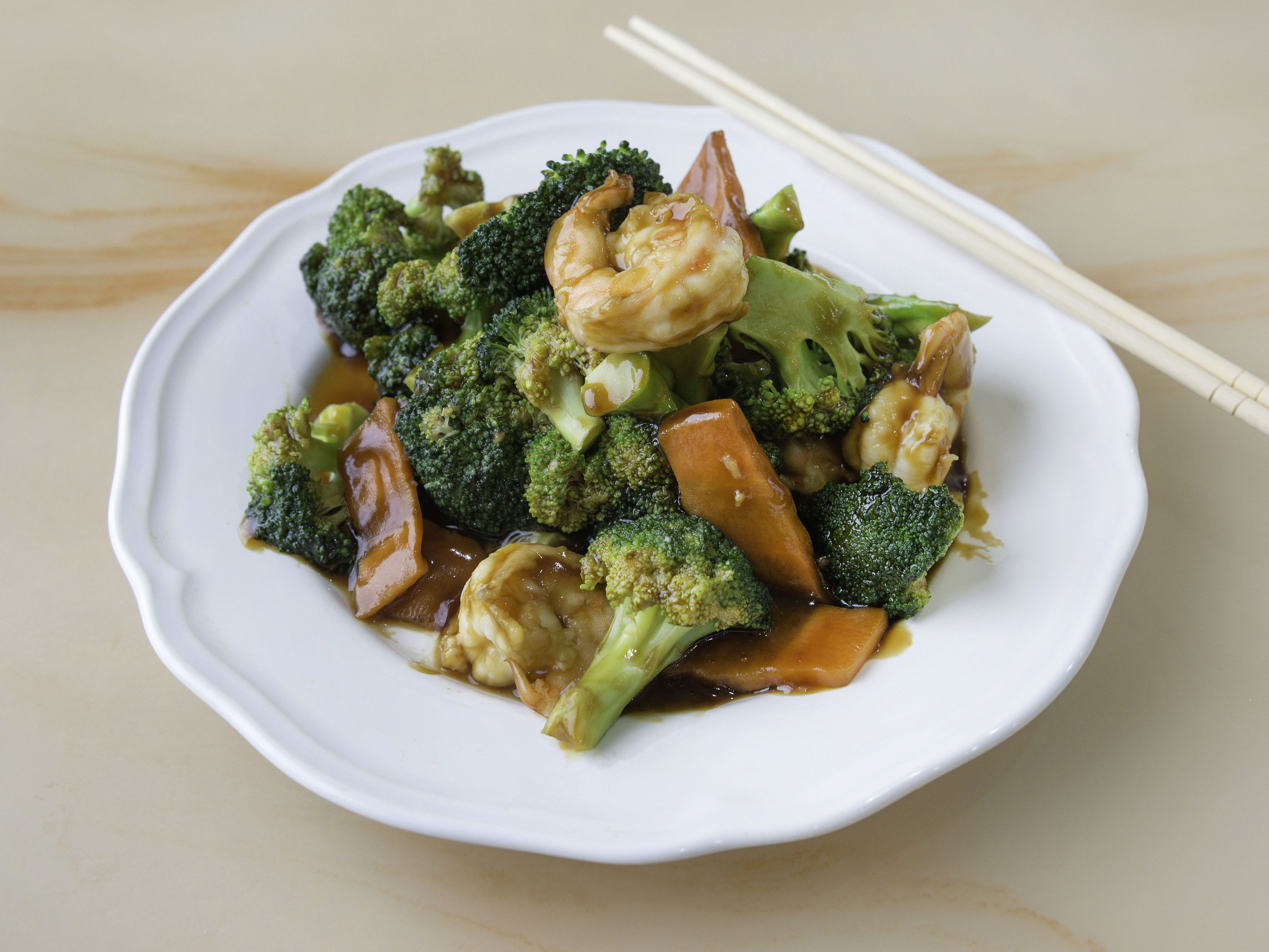 Order 101. Shrimp with Broccoli food online from Chen's Yummy House store, Dumont on bringmethat.com