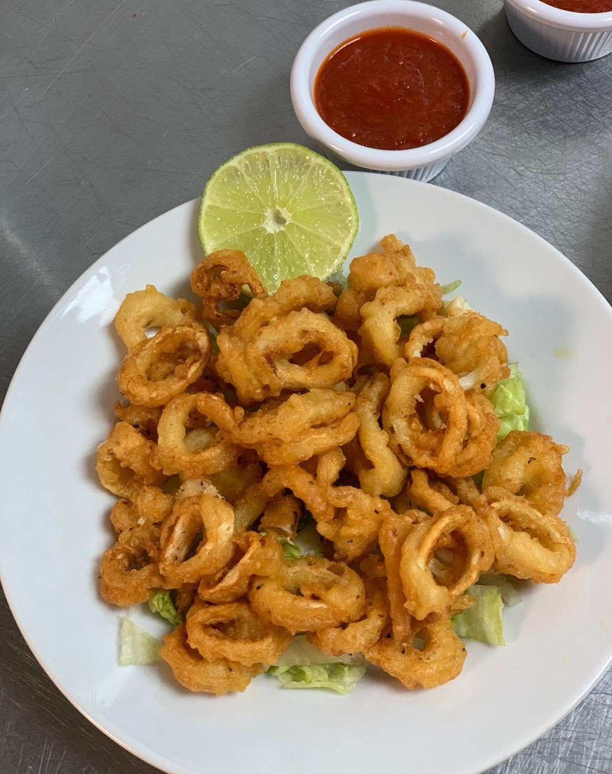 Order Fried Calamari  food online from Kings New York Pizza LLC store, Winchester on bringmethat.com