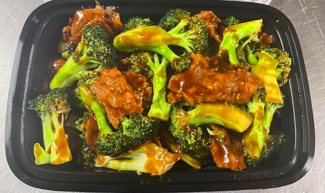 Order Beef with Broccoli芥兰牛 food online from Oriental Kitchen store, Philadelphia on bringmethat.com