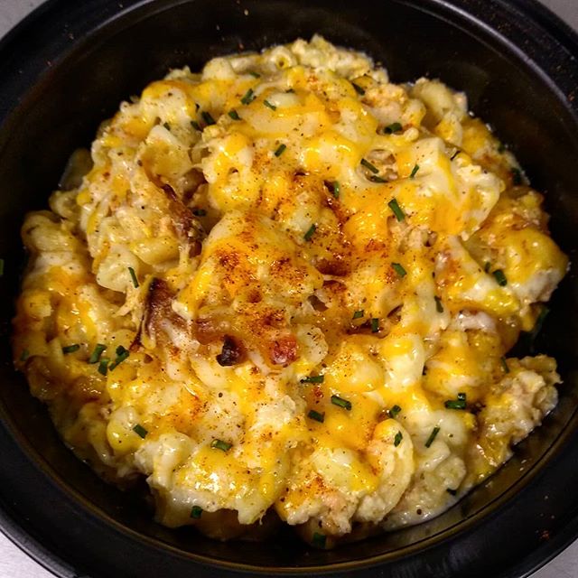 Order Seafood Mac and Cheese food online from Fresh2go store, Camden on bringmethat.com