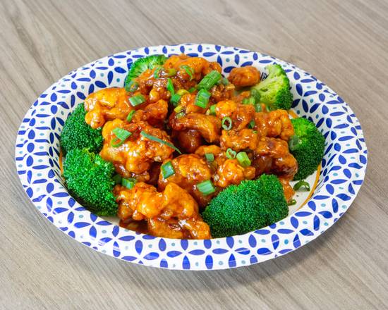 Order General Tso's Chicken food online from Hotwok store, Tempe on bringmethat.com