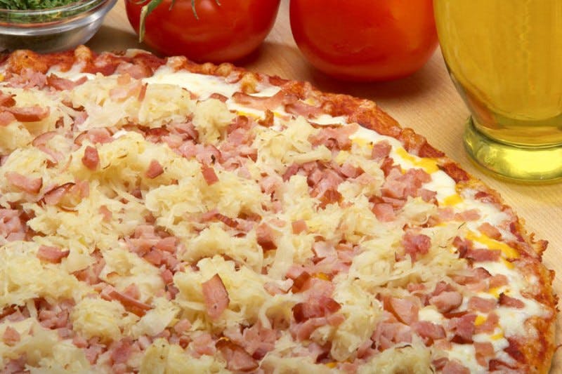Order A Taste of Germany Pizza - Personal 9'' food online from American Classic Pizzaria store, Billings on bringmethat.com