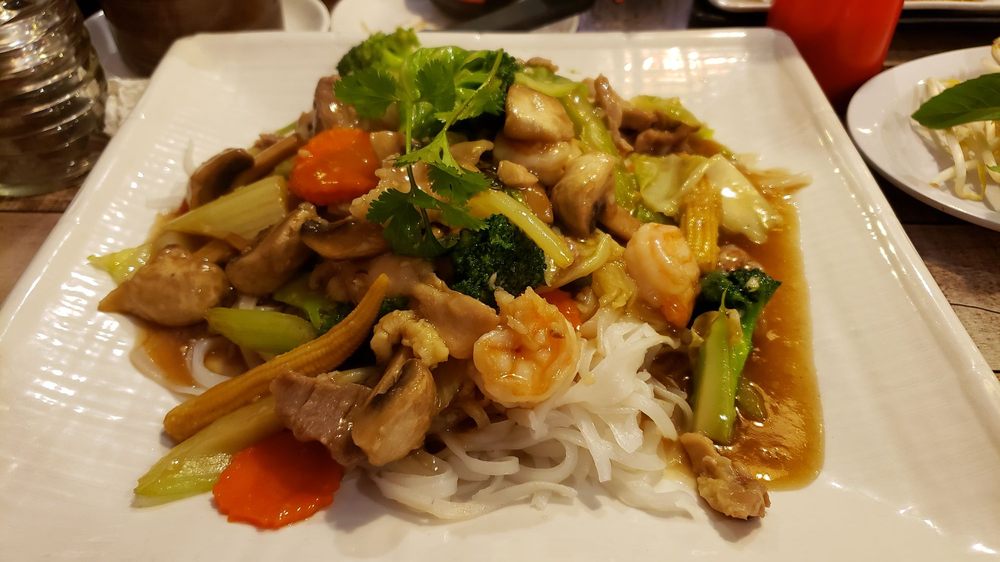 Order H2. Stir Fried Shrimp, Chicken, Pork, Veggies and with Soft Rice Noodles food online from Pho Ph Ha store, Oceanside on bringmethat.com