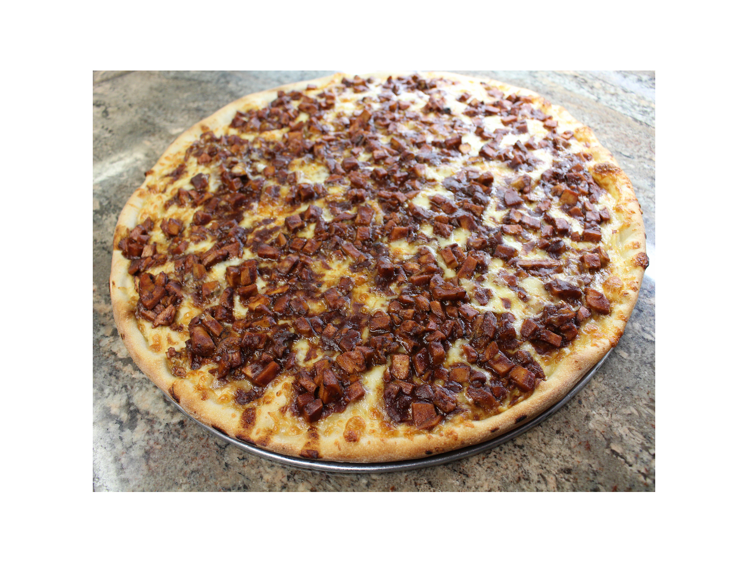 Order BBQ Chicken Pie   - 18" Round Pie food online from Previti Pizza store, New York on bringmethat.com