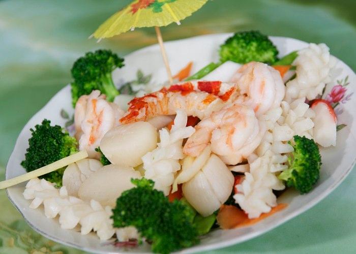 Order Triple Seafood with Vegetable food online from Authentic Chinese store, San Antonio on bringmethat.com