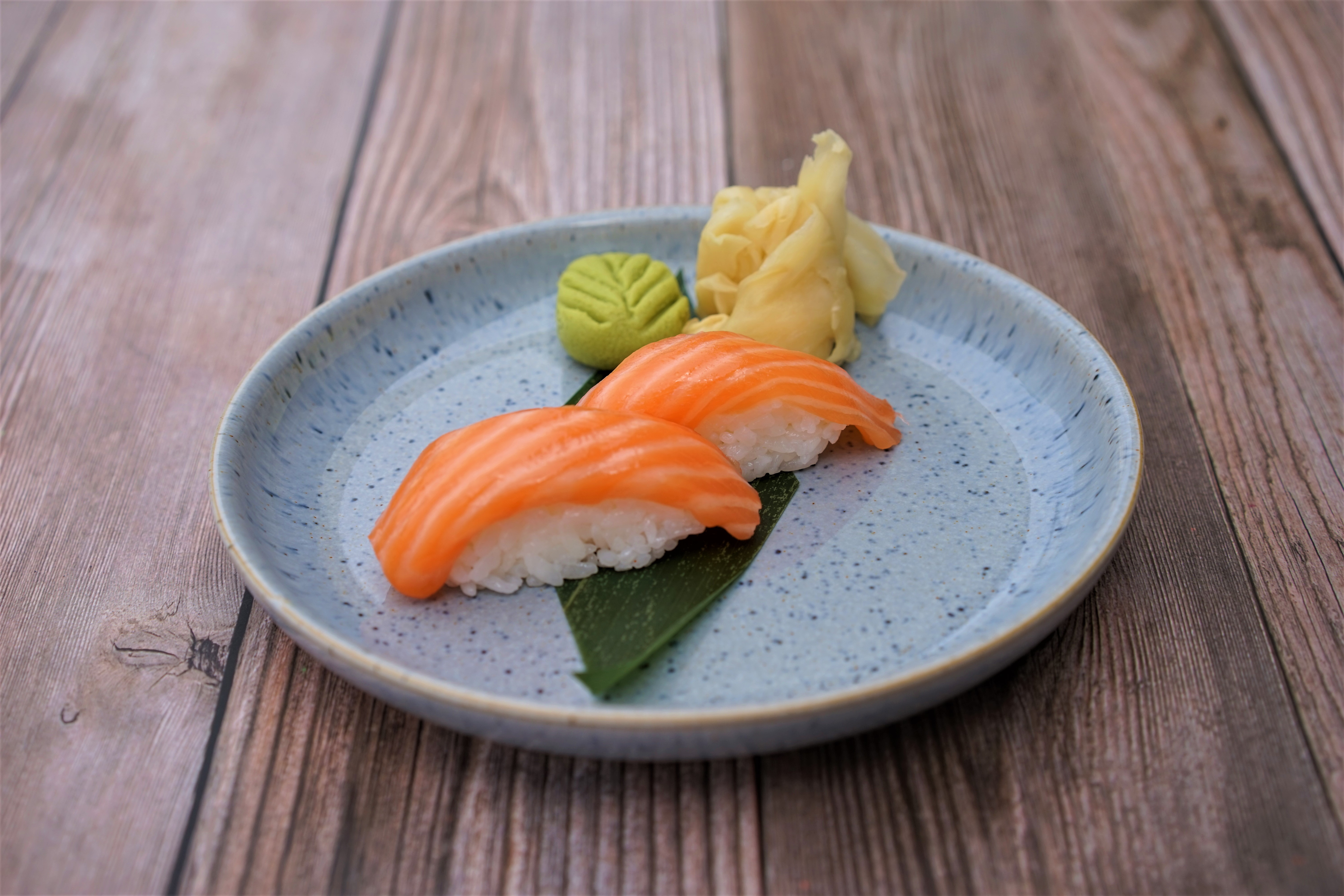 Order Salmon Sushi  food online from Yanagi Kitchen store, Manhattan Beach on bringmethat.com