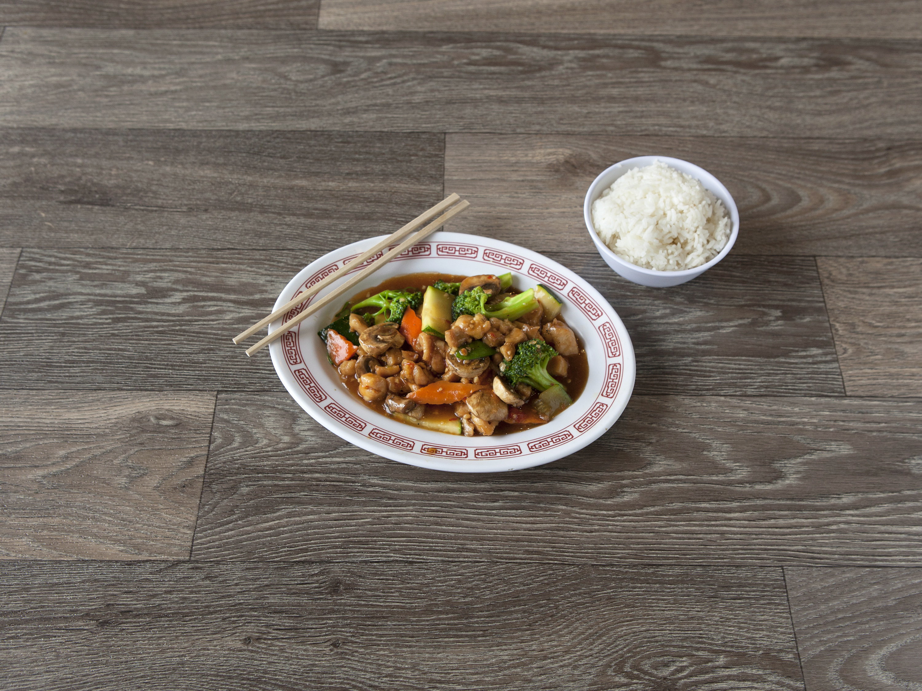 Order 45. Chicken with Vegetable food online from Vip Chinese Restaurant store, Los Angeles on bringmethat.com