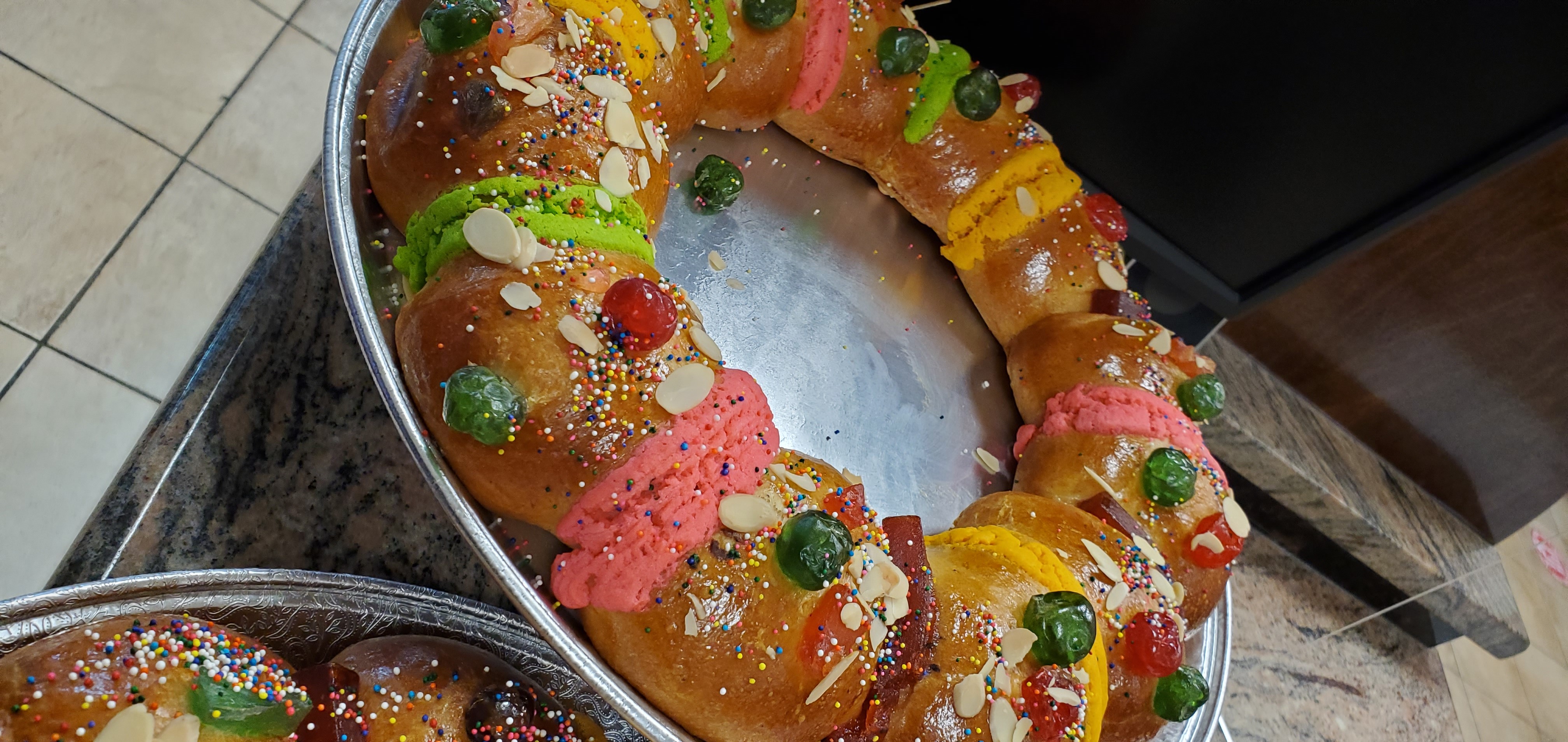Order Small Rosca De Reyes (Kings Day Bread) food online from Pierre's Bakery store, Chicago on bringmethat.com