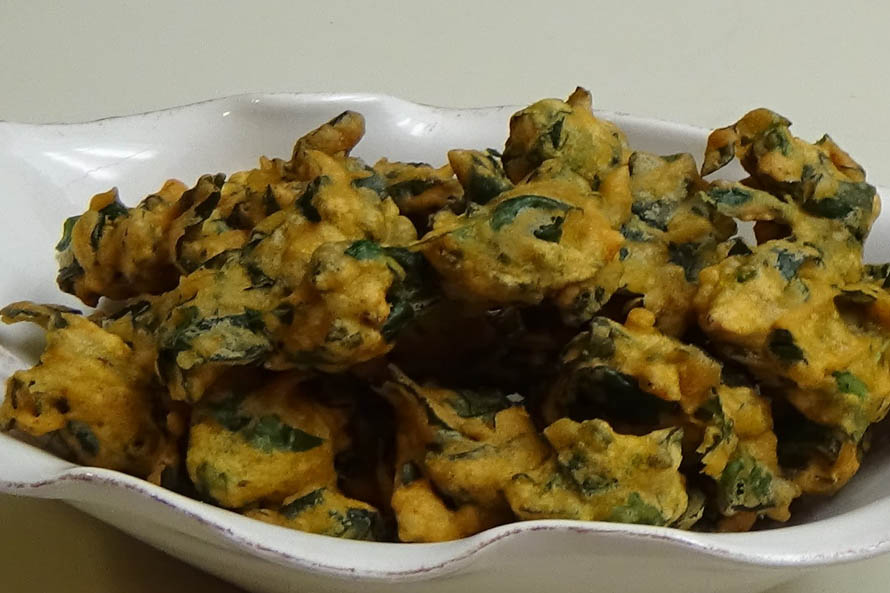 Order Spinach Pakora food online from Priya Indian Cuisine store, Lowell on bringmethat.com