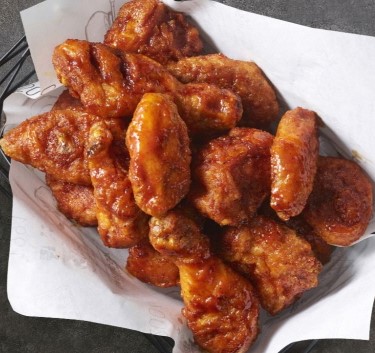 Order Spicy/Chicken Wing(PCS) food online from Mom store, Santa Monica on bringmethat.com