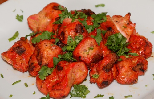 Order Chicken Tikka Appetizer food online from Agra Cafe store, Los Angeles on bringmethat.com
