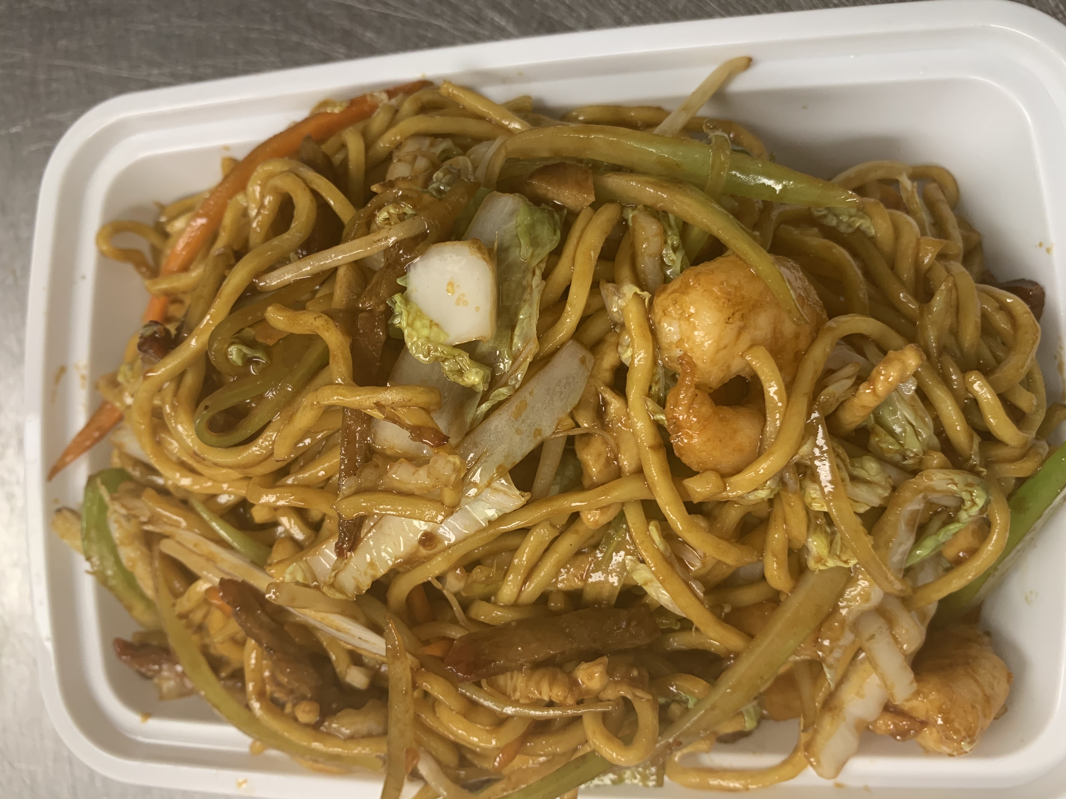 Order 38. House Special Lo Mein food online from New Jumbo Taste store, New Hyde Park on bringmethat.com
