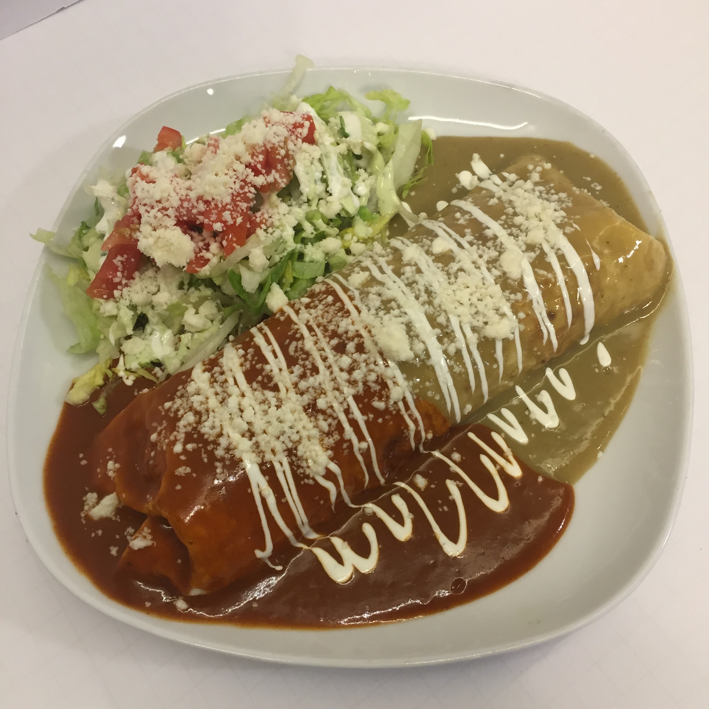 Order Wet Supreme Burrito food online from New Mexico Tamale Company store, Ferndale on bringmethat.com