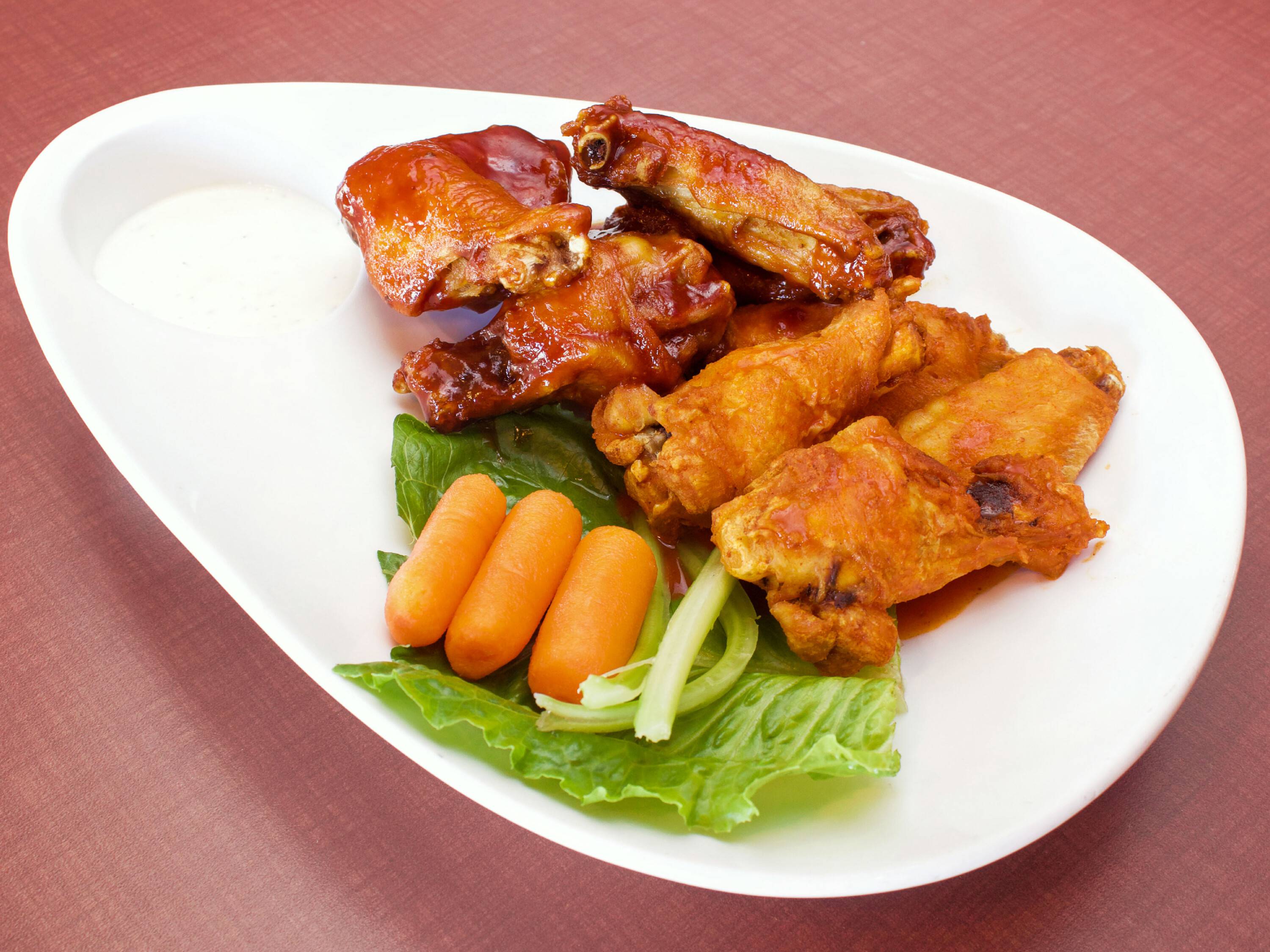 Order Crispy Chicken Wings  food online from Slanted Tree Kitchen & Taproom store, Fairfield on bringmethat.com