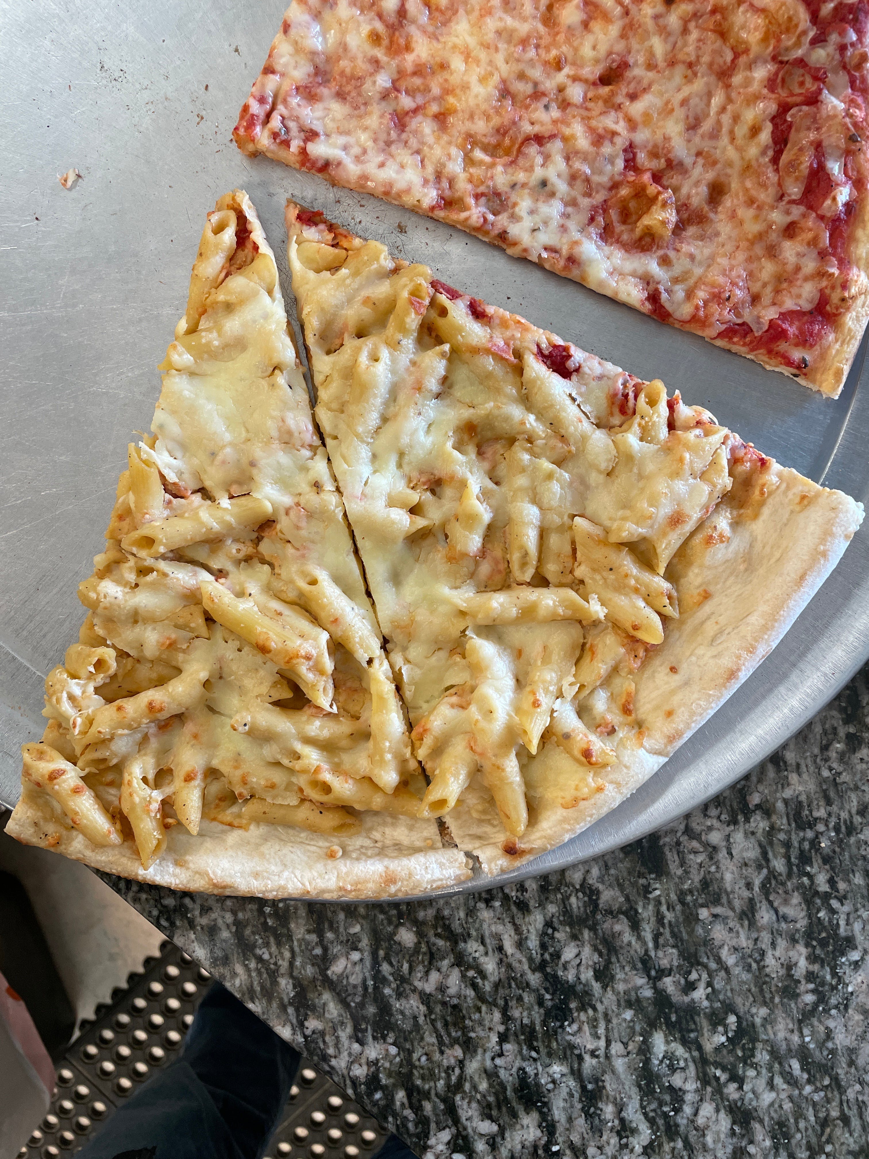 Order Penne Vodka Pizza - Medium 16" food online from Romeo's Pizza store, Freehold on bringmethat.com