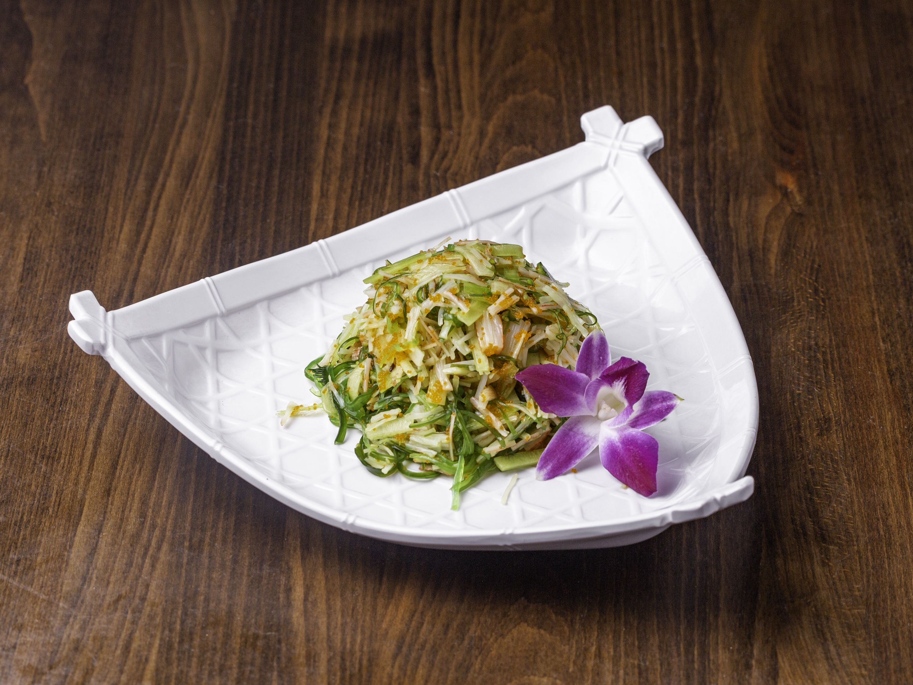 Order Crab Seaweed Salad food online from Fujiyama Japanese Hibachi store, Littleton on bringmethat.com
