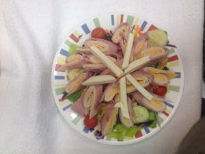 Order Chef Salad food online from Angelo's Pizza & Pasta store, Port Chester on bringmethat.com