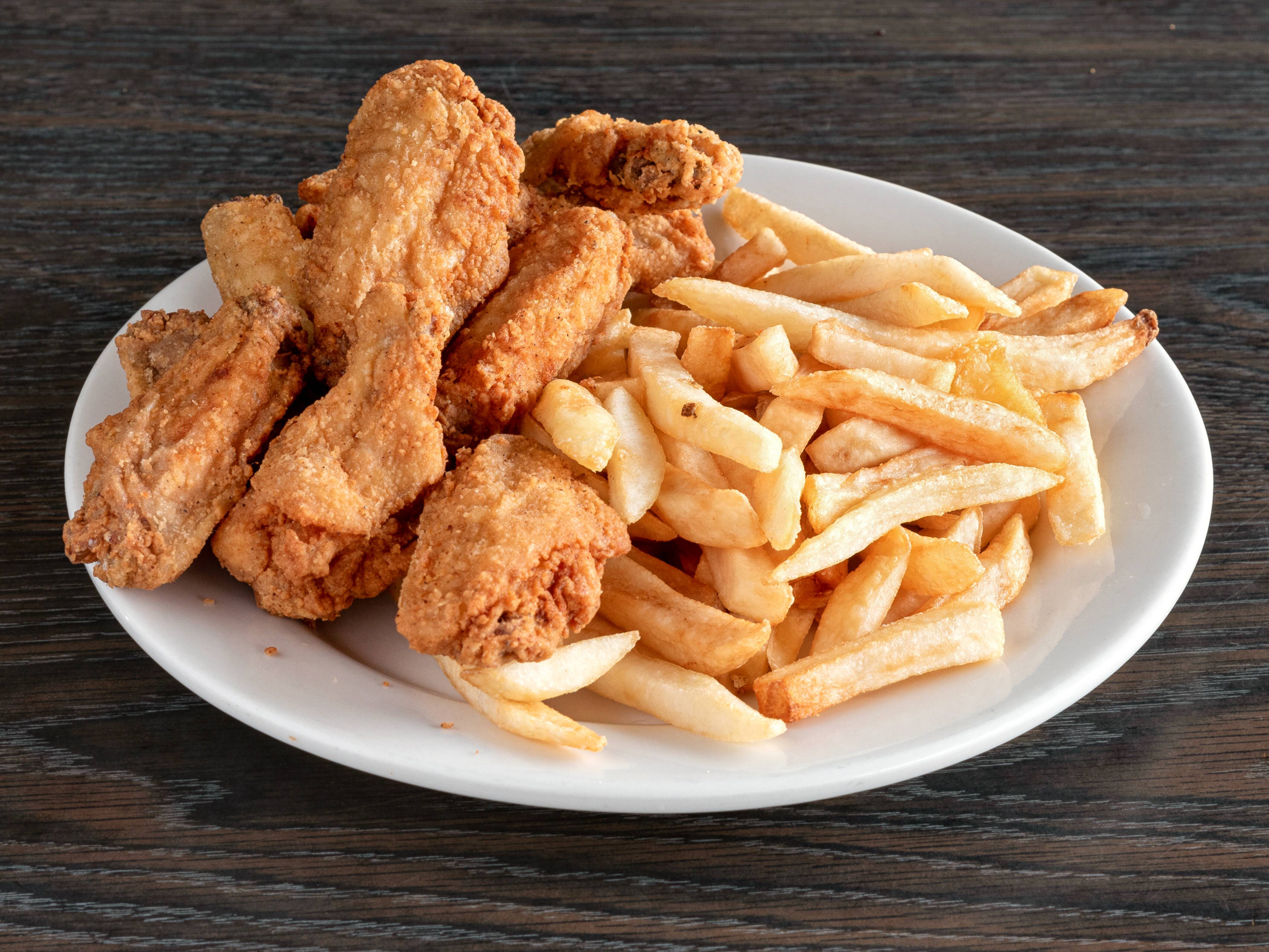 Order 10 Piece Wings and Fries food online from Brothers deli restaurant store, Mattapan on bringmethat.com