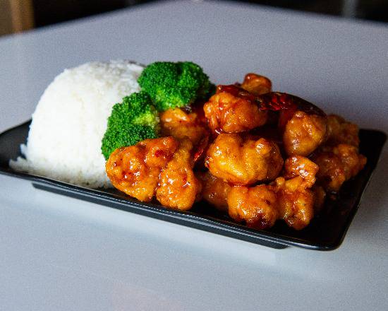 Order General Tso's Chicken food online from Hc Way store, Columbus on bringmethat.com