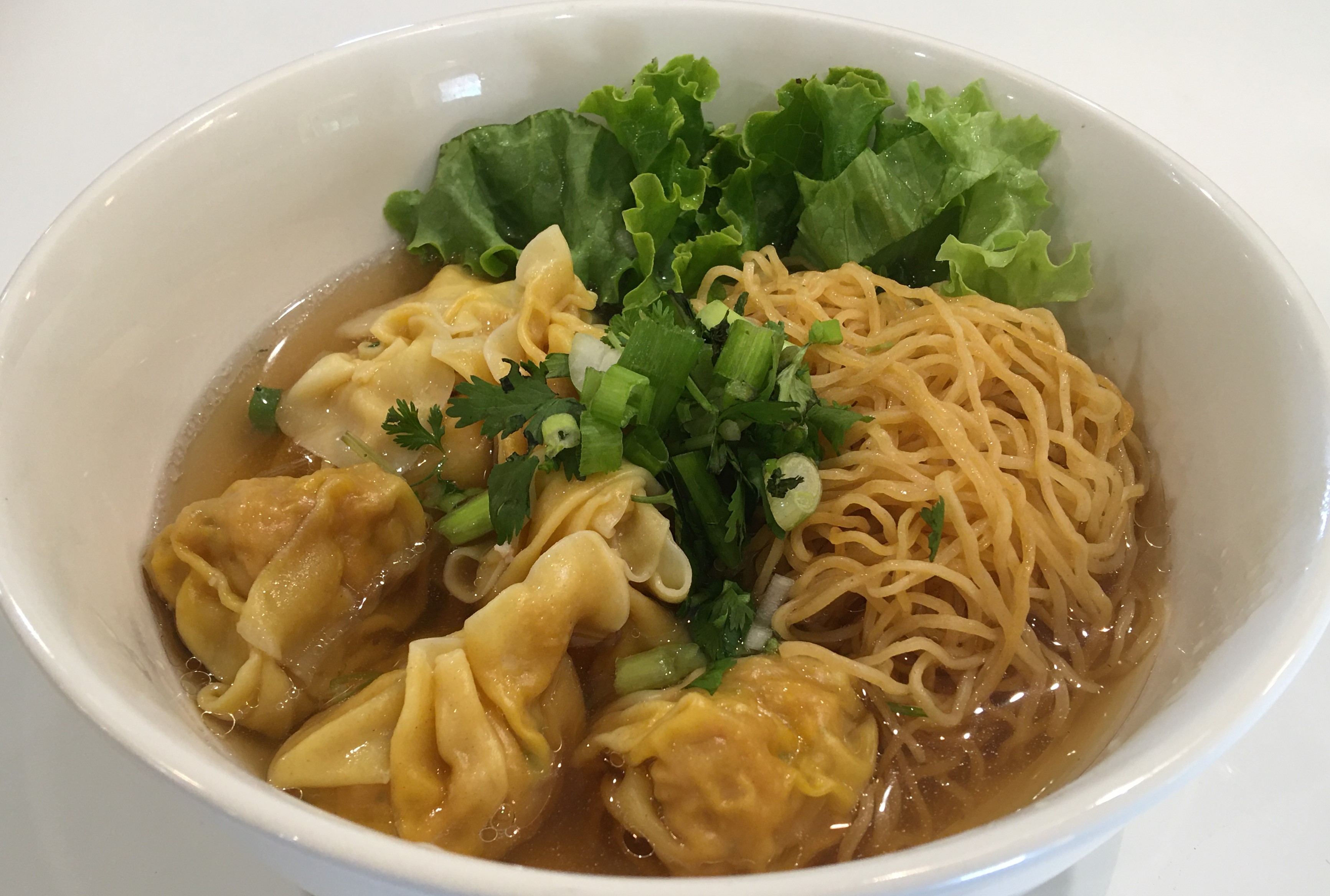 Order P28. Pho with Pork Wonton (PWtn) food online from Pho Daily store, Gardena on bringmethat.com