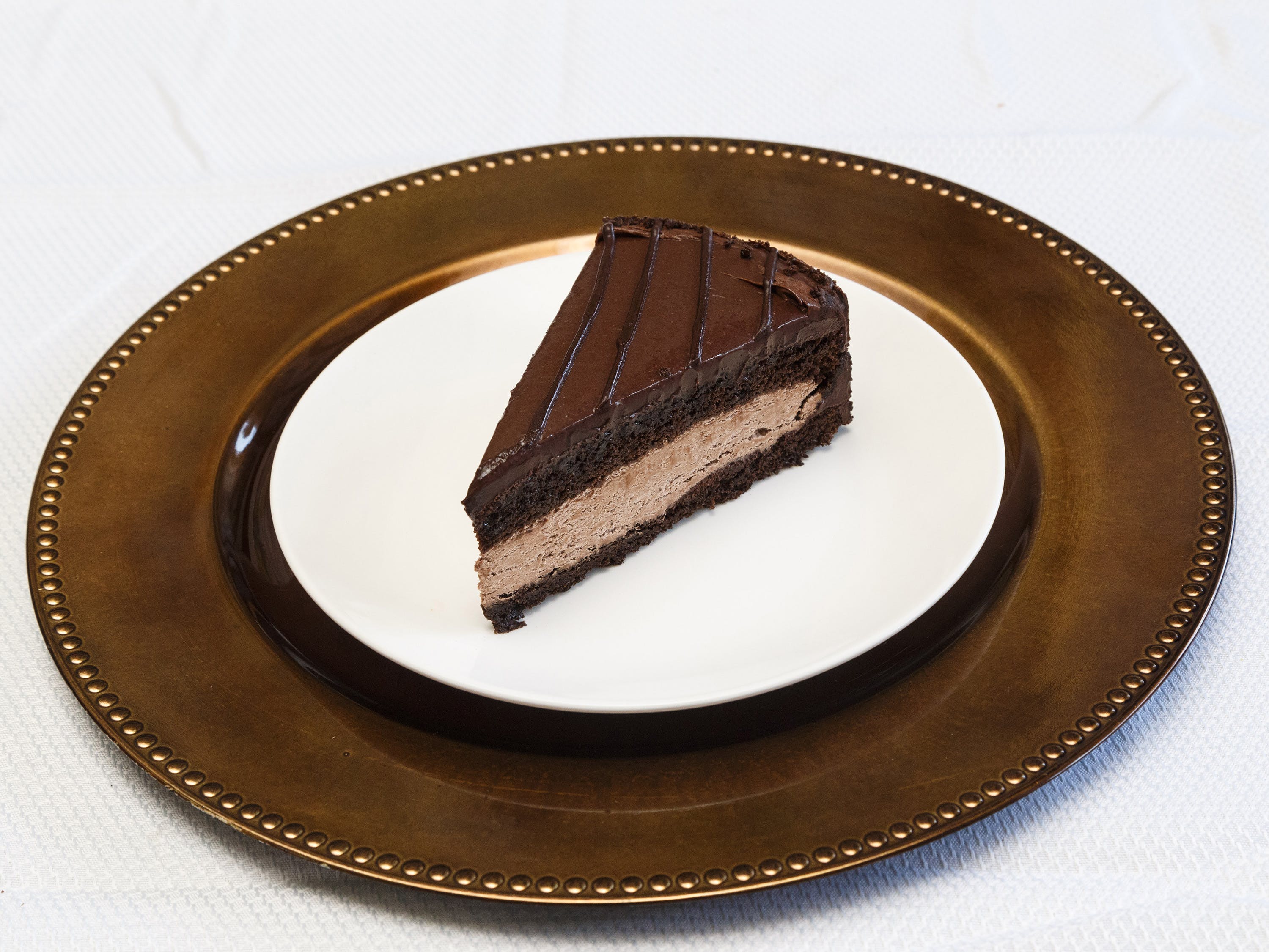 Order Chocolate Cake - Dessert food online from Pizza Pronto store, Pittsburgh on bringmethat.com
