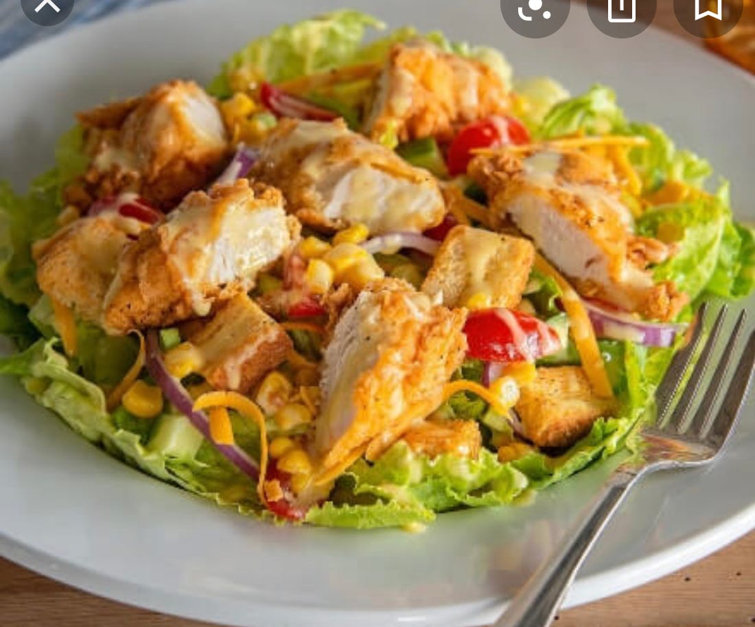 Order Fried Chicken Salad - Salad food online from Giovannelie Restaurant store, New Brunswick on bringmethat.com