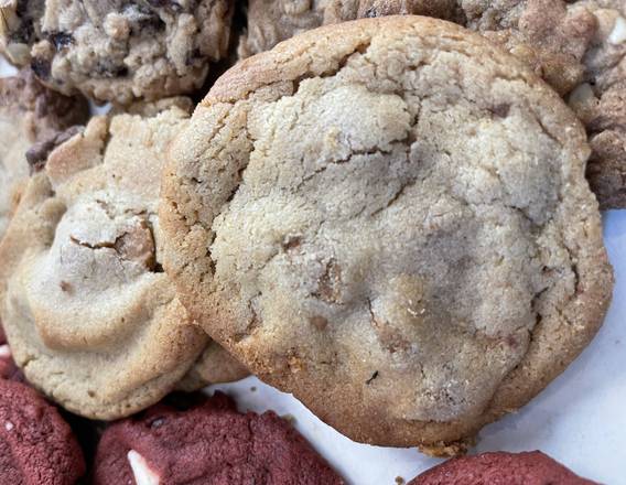 Order Peanut butter and chocolate cookie  food online from Aroma D'cafe store, Oradell on bringmethat.com
