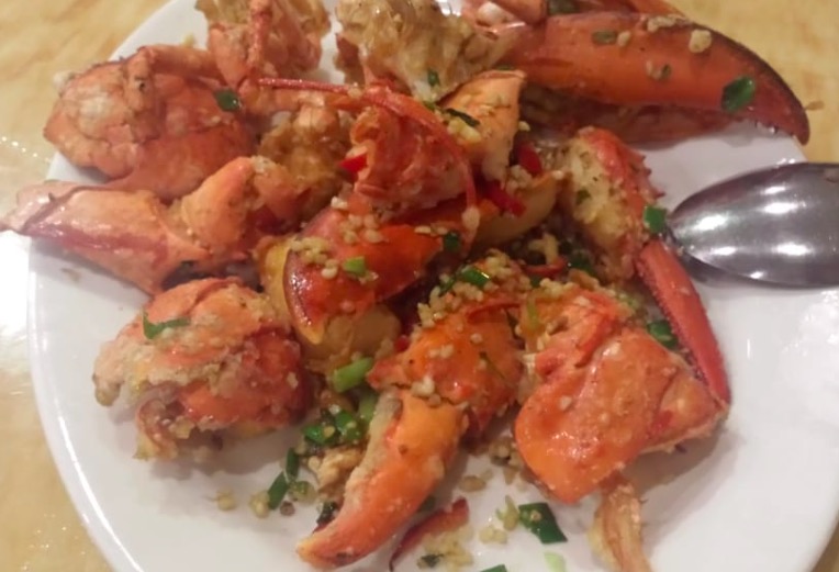 Order Salt & Peper Lobster food online from Chinatown Restaurant store, San Francisco on bringmethat.com